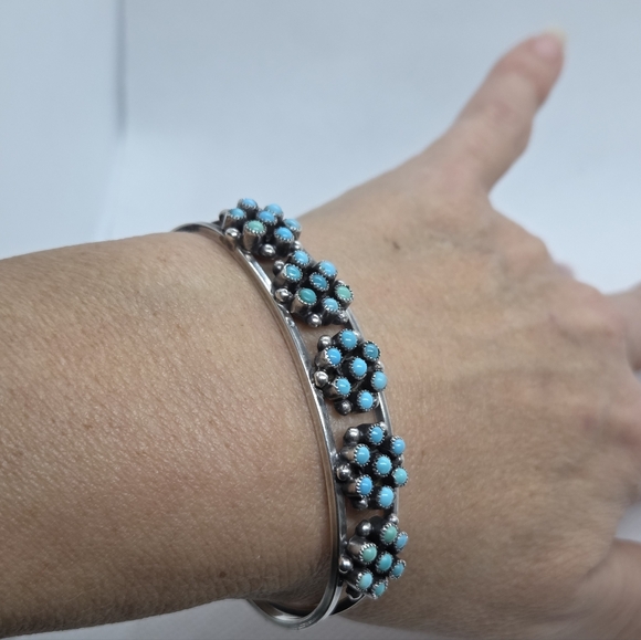 Source Unknown Jewelry - Sterling silver turquoise flower bangle bracelet with 5 turquoise flowers
